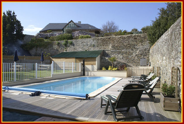 piscine_chauffee_pleneuf_20180205_1692032939
